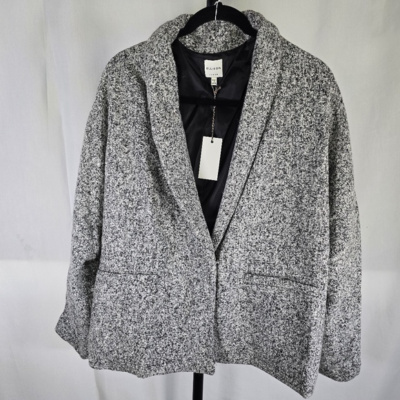 Tweed Blazer with Belt - Picture 3 of 3